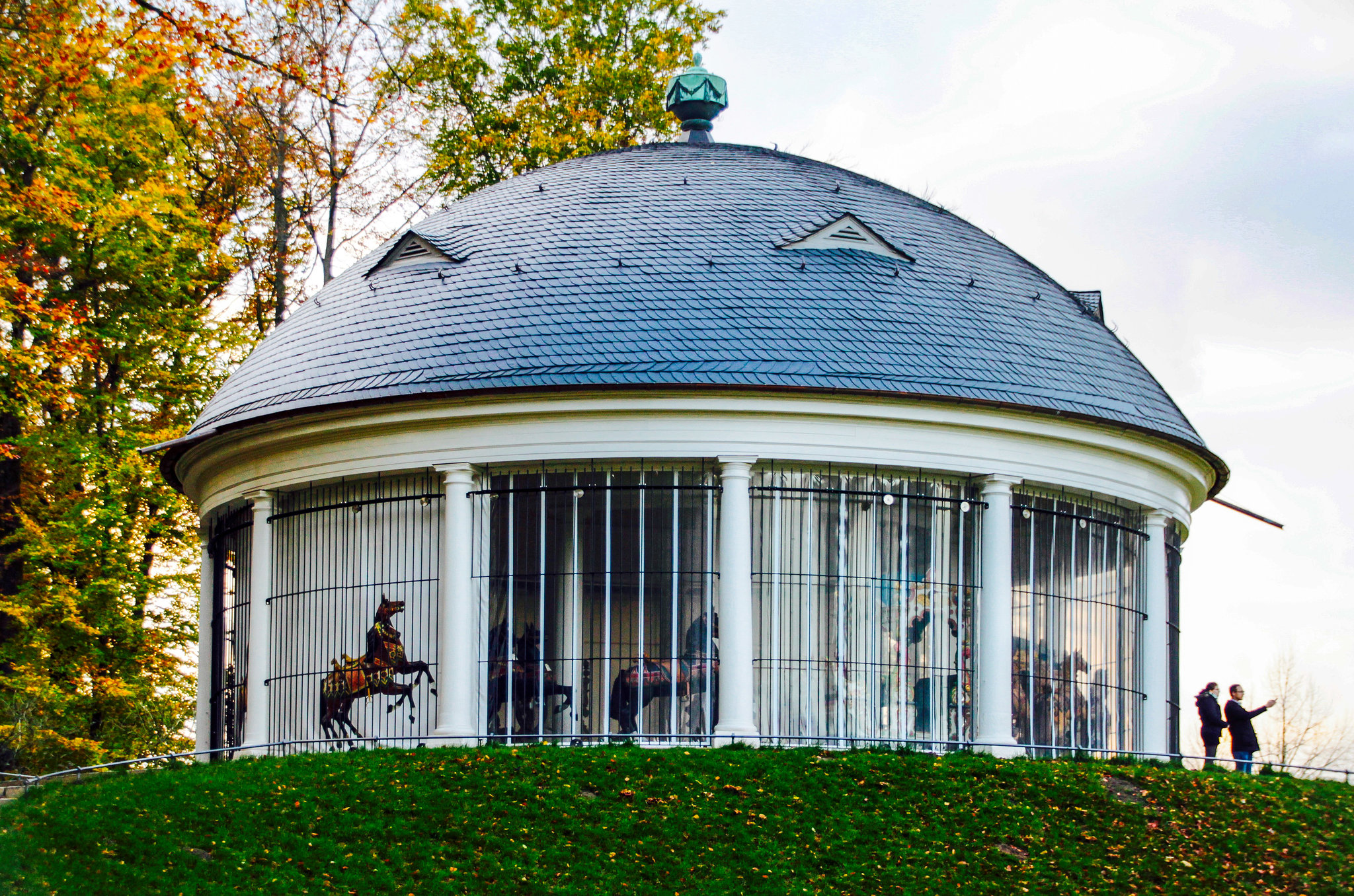 Hanau-Wilhelmsbad: The Carousel