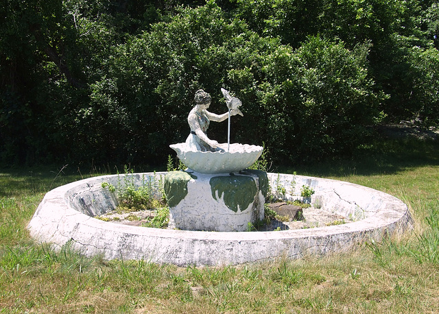 Fountain at Casa Basso, July 2011