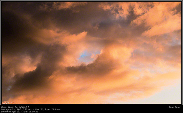 IMG 0444.jpg  Wolken 2017-12-17