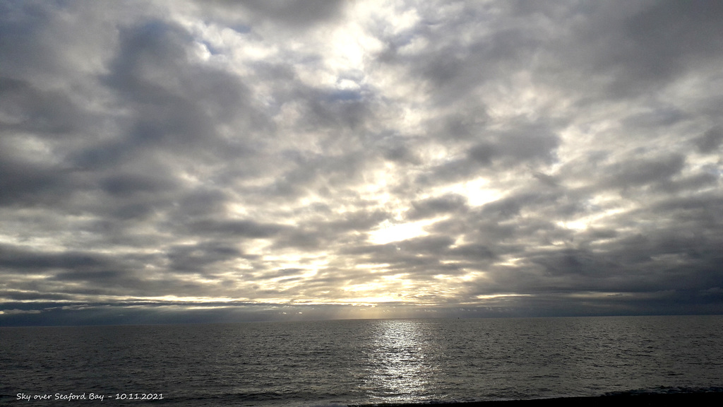 Sky over Seaford Bay - 10 11 2021 b