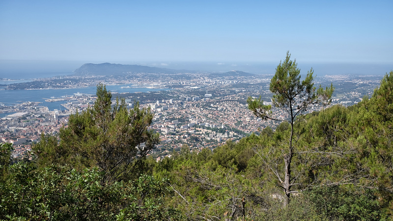 TOULON: Le mont Faron 01