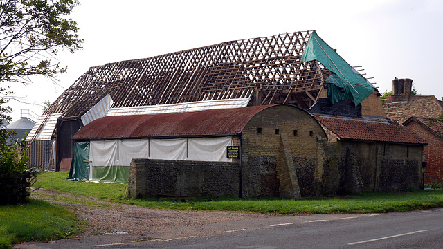 Great Wilbraham - Rookery Farm Barn from E 2014-09-19