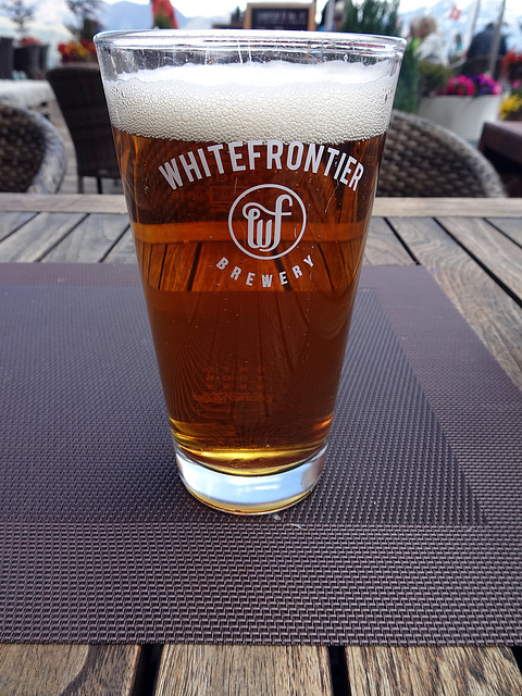 WhiteFrontier ein Bier aus dem Wallis, gebraut in Martigny