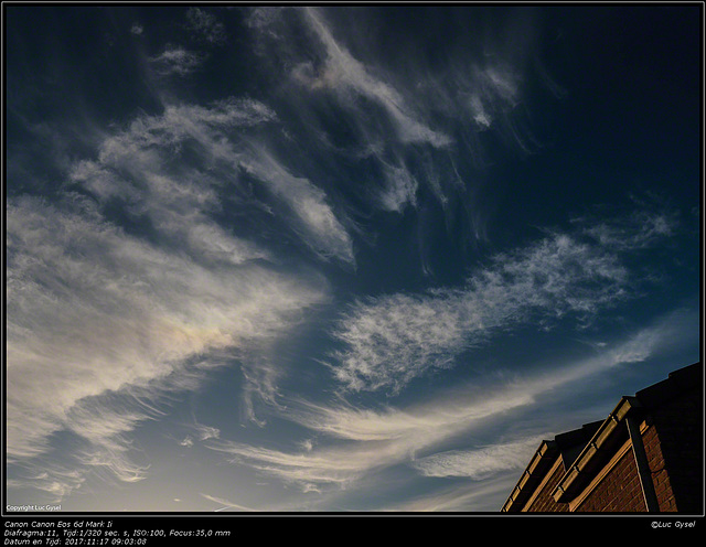 IMG 0228.jpg2017 11 17 Bredene wolken