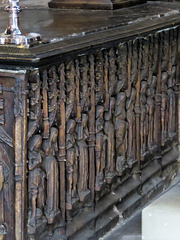 chesterfield church, derbs (10)c16 weepers on tomb chest of henry foljambe +1503, made 1510 by harper and moorecock
