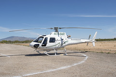 Eurocopter AS350 N744MR