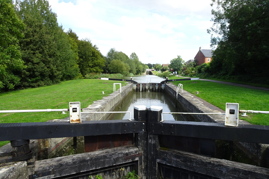 Caen Hill Locks