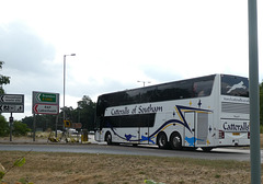 Catteralls Coaches UUI 8255 at Fiveways, Barton Mills - 23 Jul 2022 (P1120663)