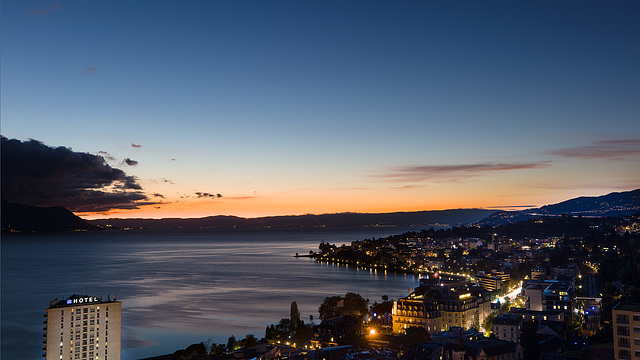 211105 Montreux crepuscule sombre