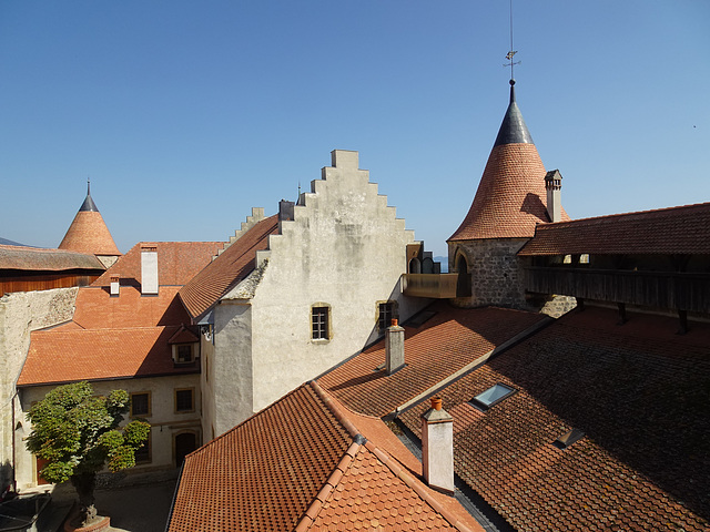 Türme - Dächer - Zinnen im Schloss Grandson