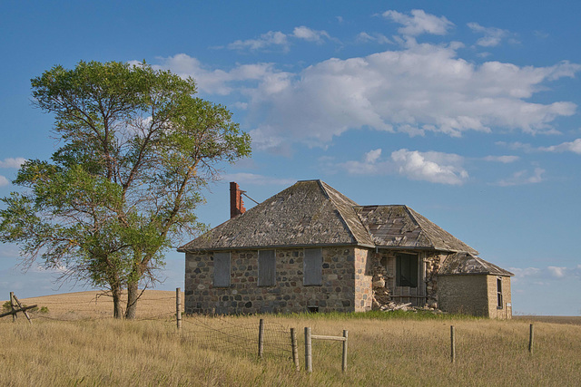 Mount Joy country school