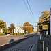 Wickeder Hellweg mit Straßenbahnhaltestelle "Dollersweg" (Dortmund-Wickede) / 9.10.2021