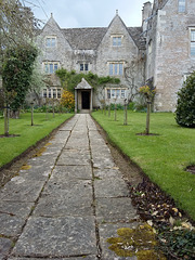 kelmscott manor house, oxon
