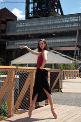 Laura (10) Laura (10)