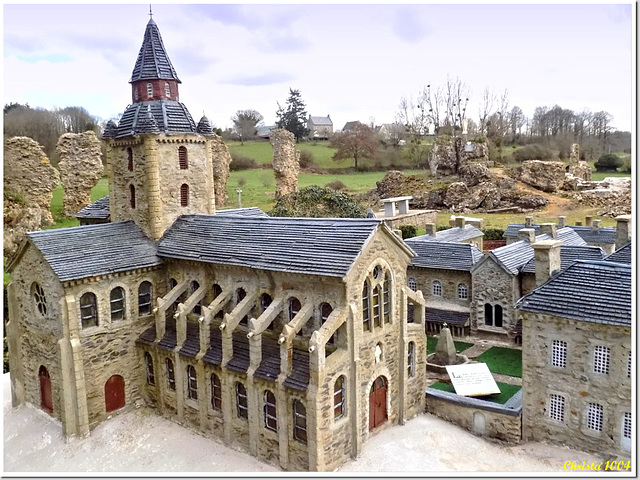 That's how it was once: model of the old abbey