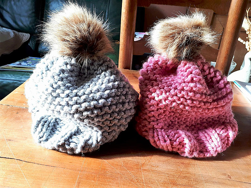 bonnets faits main pour Hugo et Clémence