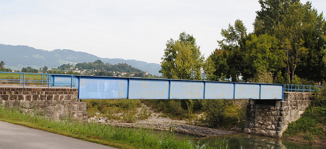 blaue Brücke