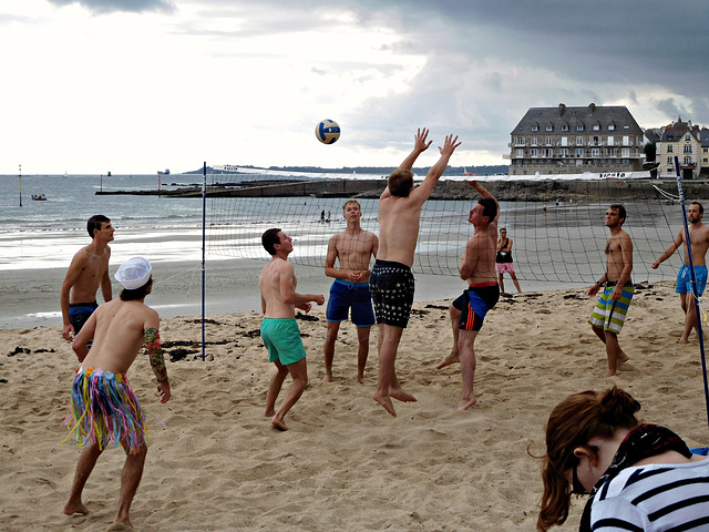 c'est encore l'été à la plage