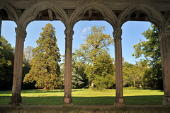 Cloître de l'abbaye de la Guiche