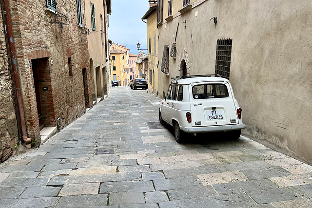 Montepulciano 2024 – Renault 4