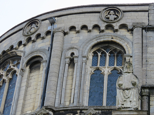 peterborough cathedral c12 apse, c13 roundel, c16 retrochoir