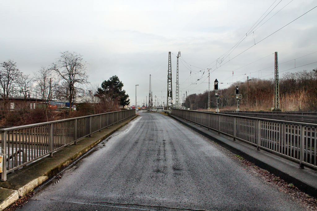 Zufahrt über der A3 zum Güterbahnhof Oberhausen West / 15.01.2017