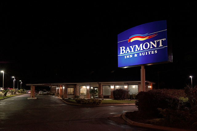 Baymont Inn & Suites