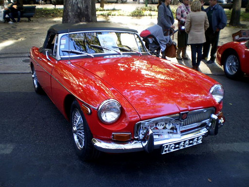 MG B (1972).