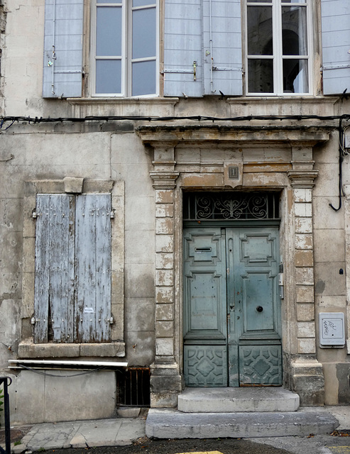 Arles- Faded Grandeur