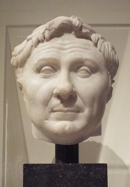 Marble Portrait of Pompey in the Metropolitan Museum of Art, June 2016