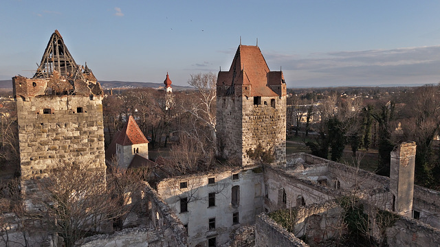 Schlossruine Pottendorf Niederösterreich