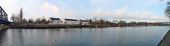 Der Rhein-Herne-Kanal mit dem ehemaligen Zechenhafen Neumühl - Panorama