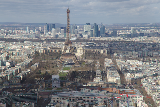 Eiffel tower, Champs de Mars, La Défense