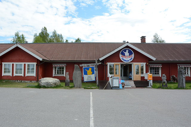 Arctic Circle Center in Tuomaan Paja, Finland