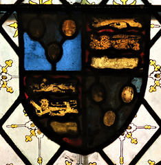 elham church, kent,  glass, heraldry, c15, royal arms (45)