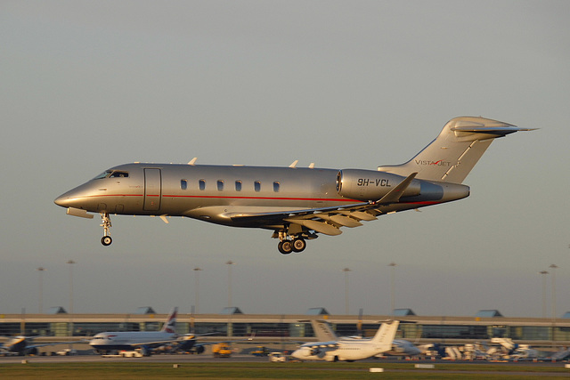 9H-VCL Challenger 350 Vistajet