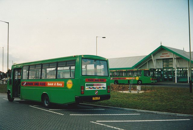 Ambassador Travel 500 (L938 ORC) and 504 (L71 UNG) at the Airport Park and Ride terminal, Norwich – 18 Mar 1995 (255-04)