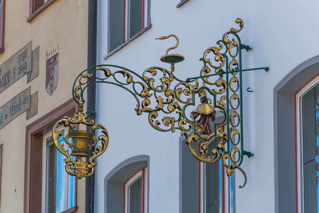 Apotheker-Nasenschild in der Herrenstraße