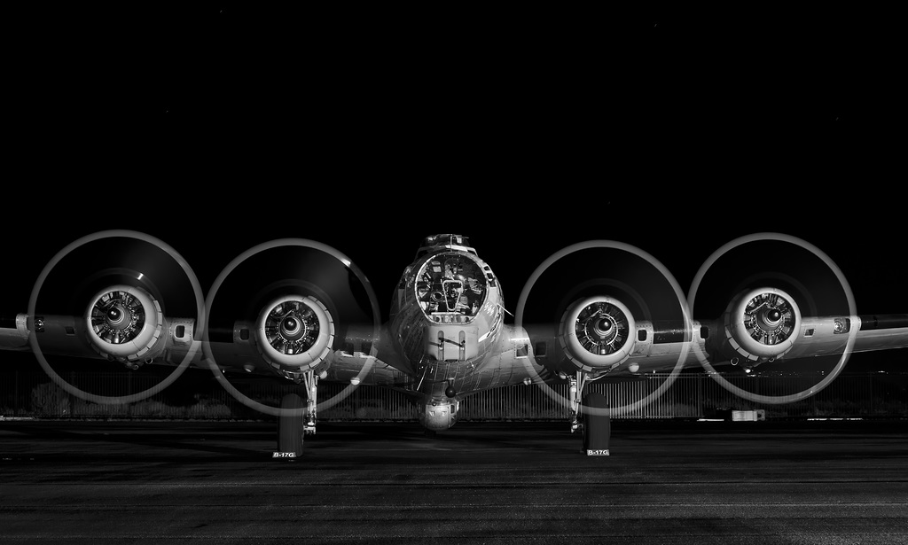 Boeing B-17G Flying Fortress N93012