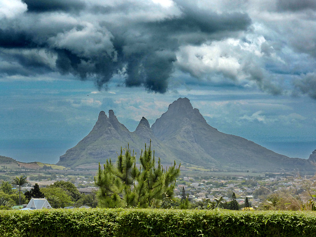 Landscape with Clouds - SPC 03/2018 - 2° place - Tempesta alle Mauritius