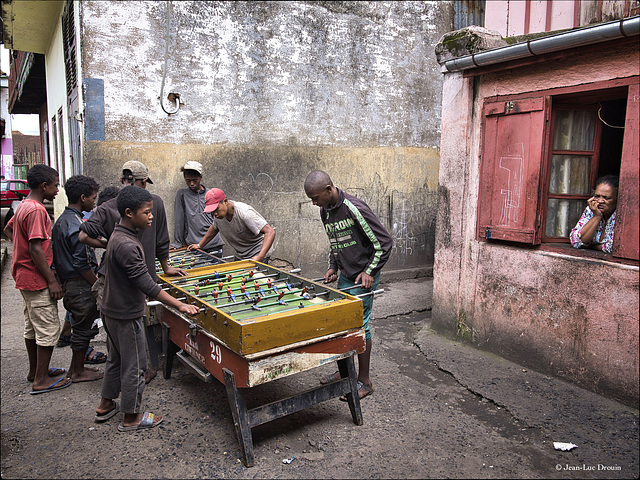 Le jeu dans la société malgache Le jeu dans la société malgache