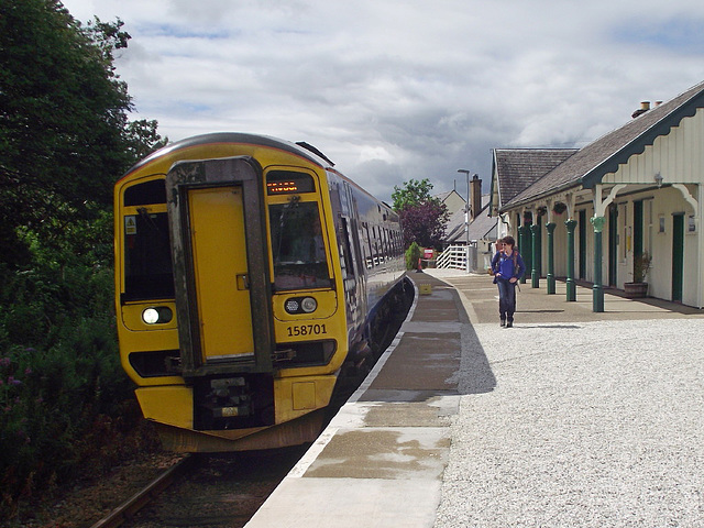 158701 calls at Plockton