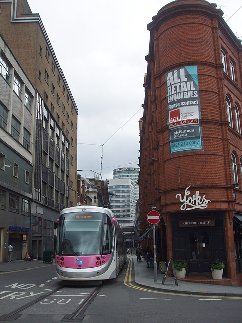 DSCF9486 Midland Metro tram set 20 in Birmingham - 19 Aug 2017