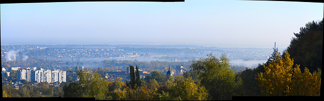 Morgendlicher Nebel über Lemberg