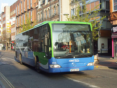 DSCF6771 Thames Travel (Go Ahead) 856 (UF56 OXF) in Reading - 6 Apr 2017