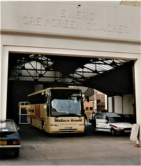 Wallace Arnold L933 NWW in Ipswich – 25 Apr 1994 (220-19)