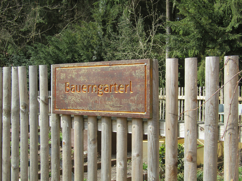 Bauerngarterl von außen