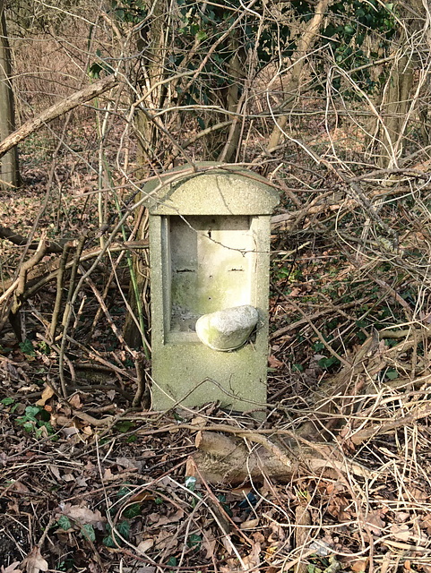 Stromkasten ohne Strom.