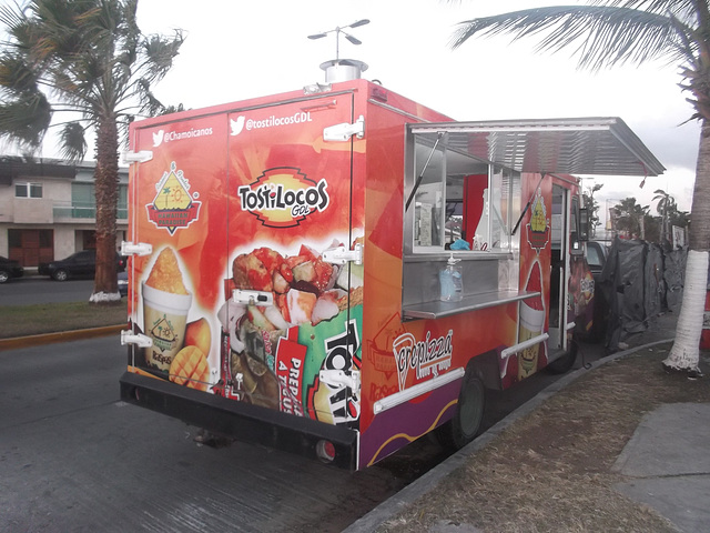 Crepizza truck