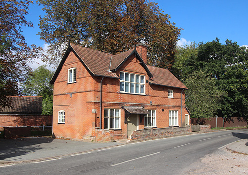 ipernity: former Reading Room, Grundisburgh, Suffolk - by A Buildings Fan